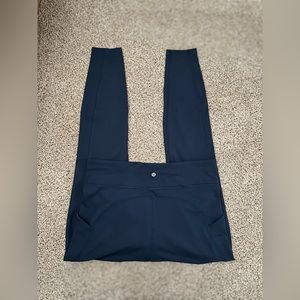 Lululemon leggings with draw string and pockets